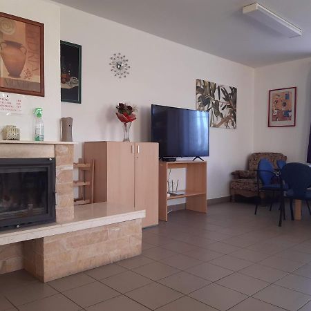 Sárospatak Ueveghid Vendeghaz酒店 外观 照片